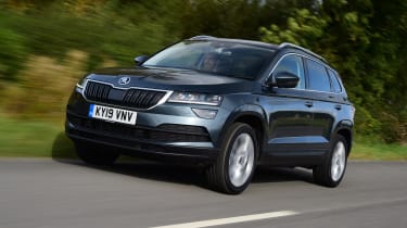 Skoda Karoq - front tracking